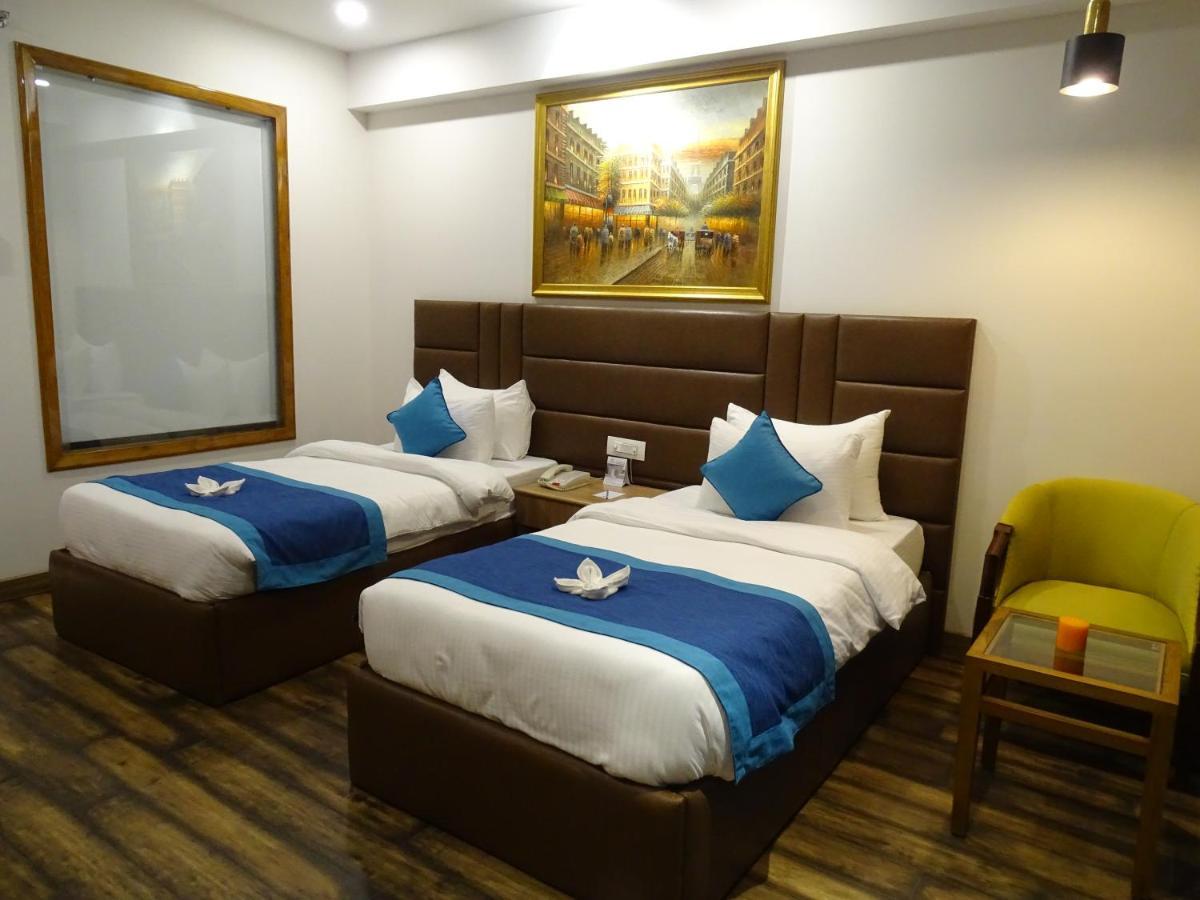 The Grand Arc Hotel & Convention Centre Shahjahanpur Dış mekan fotoğraf